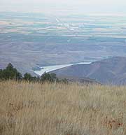 Colockum upland view of the Columbia River